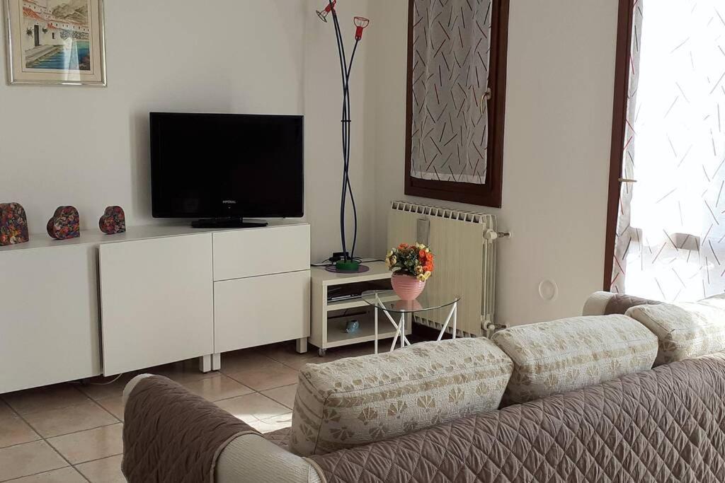 Feel At - Casa Loredana Apartment